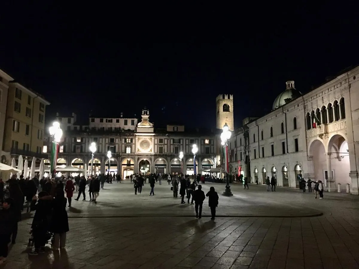 Apartment B&B Adelaide Brescia Italy