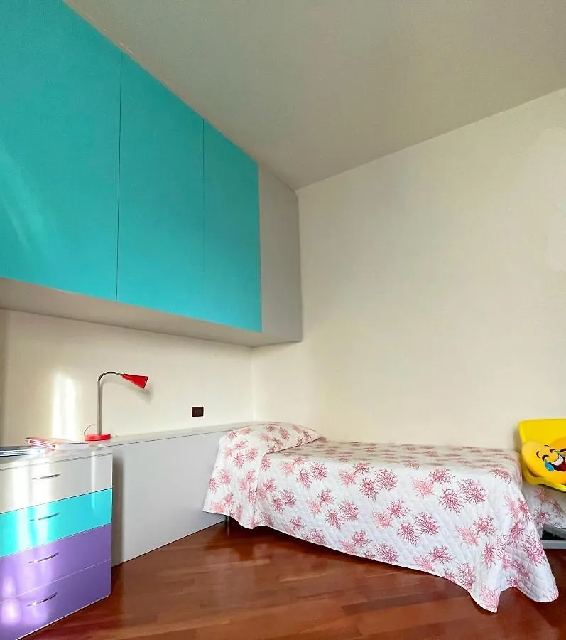 B&B Adelaide 브레시아 아파트